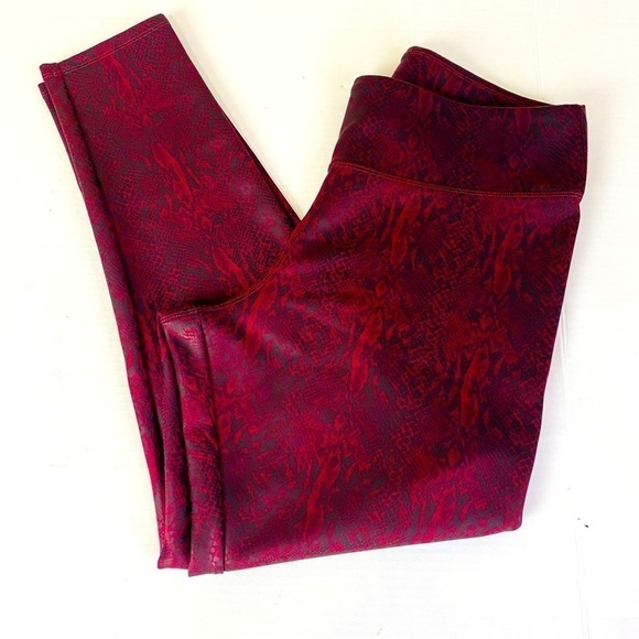 Express Red/Black Snakeskin Print Ponte Knit Leggings Size L - Picture 3 of 8